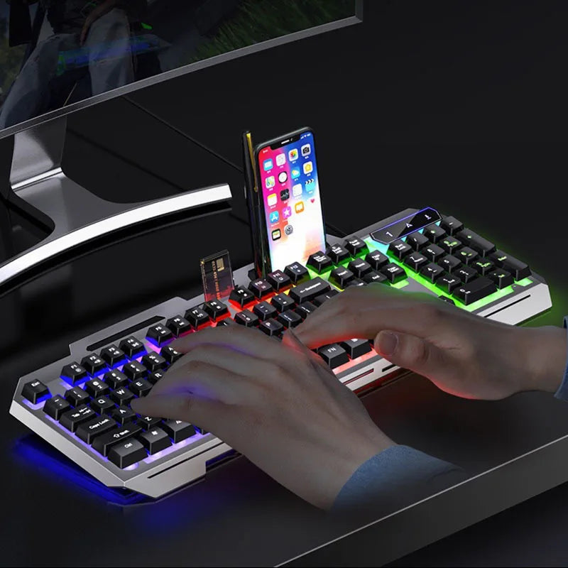 لوحة مفاتيح ألعاب سلكية USB بإضاءة ملونة K380
