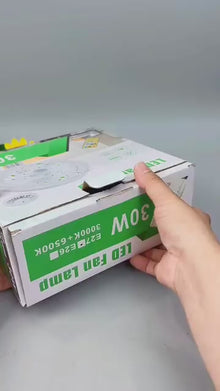 مروحة سقف بإضاءة LED